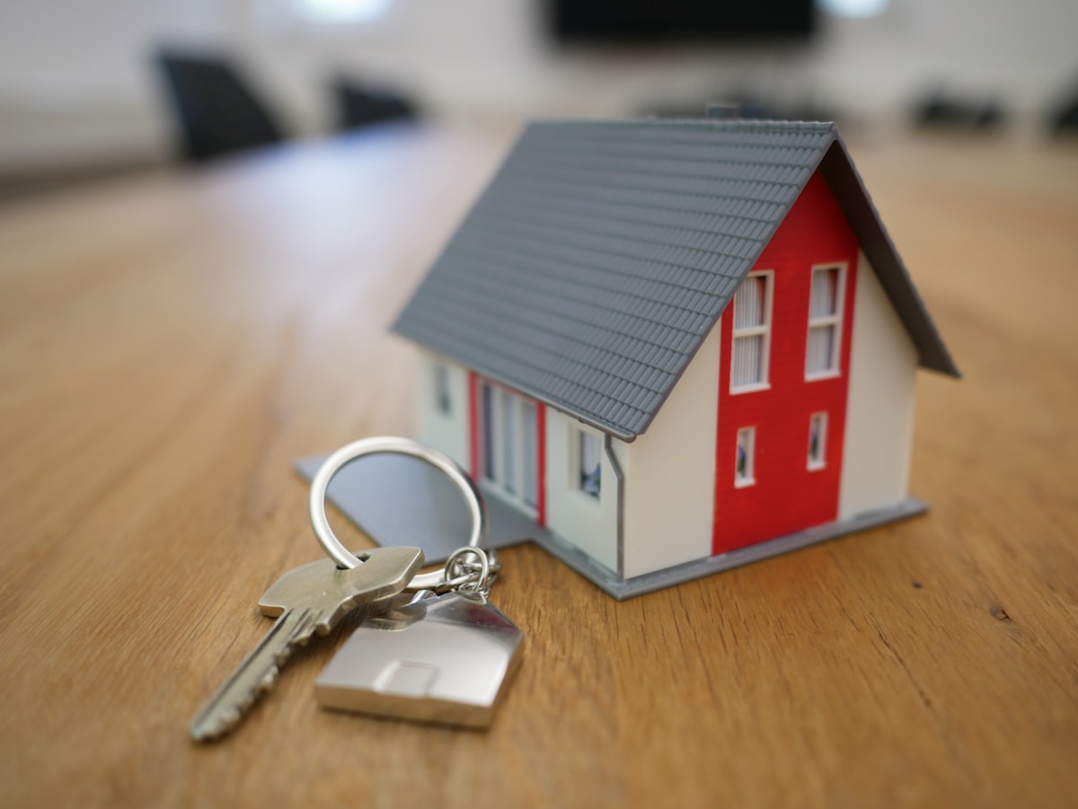 What Is the Difference Between Home Insurance and DASK?